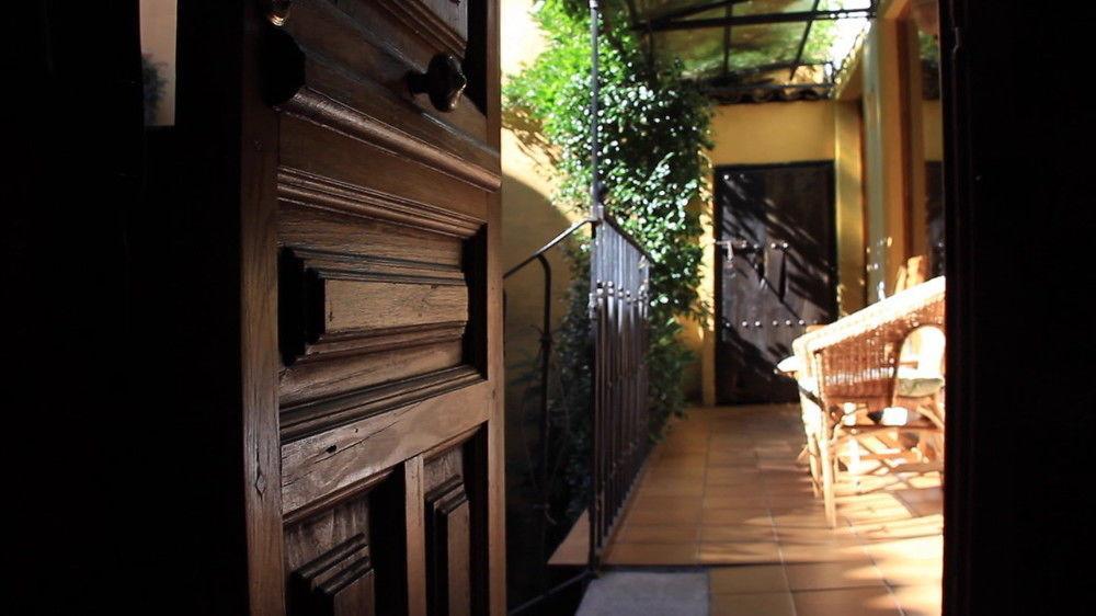 Posada De La Triste Condesa Аренас-де-Сан-Педро Экстерьер фото